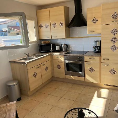 Plein Sud, Bel Appartement 20 Metres De La Plage La Capte Hyères Kültér fotó
